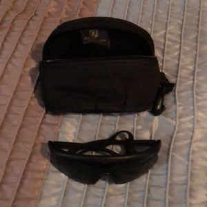 Revision Military Glasses plus case